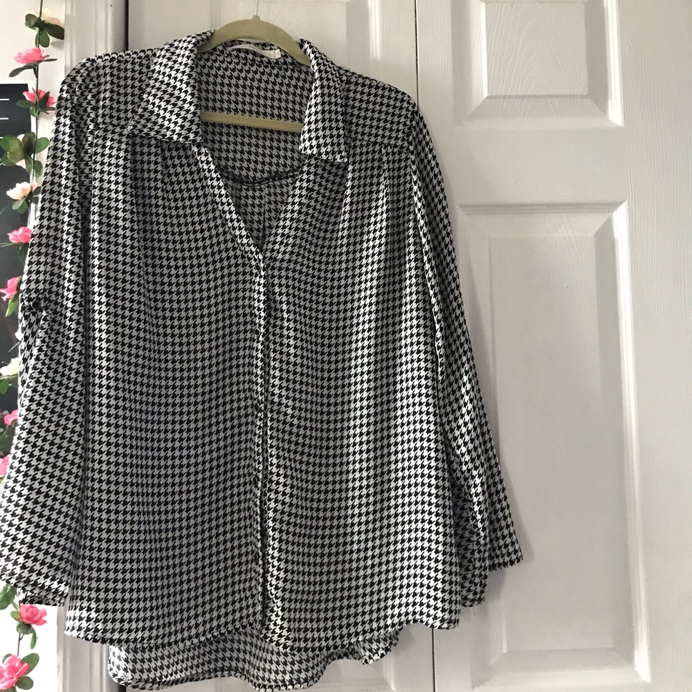 Houndstooth Blouse 🖤💬🏁